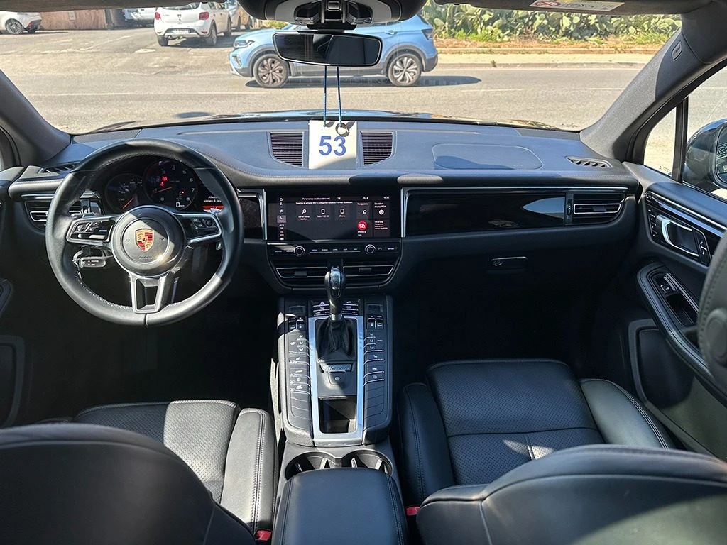 PORSCHE Macan 2.0 - 20