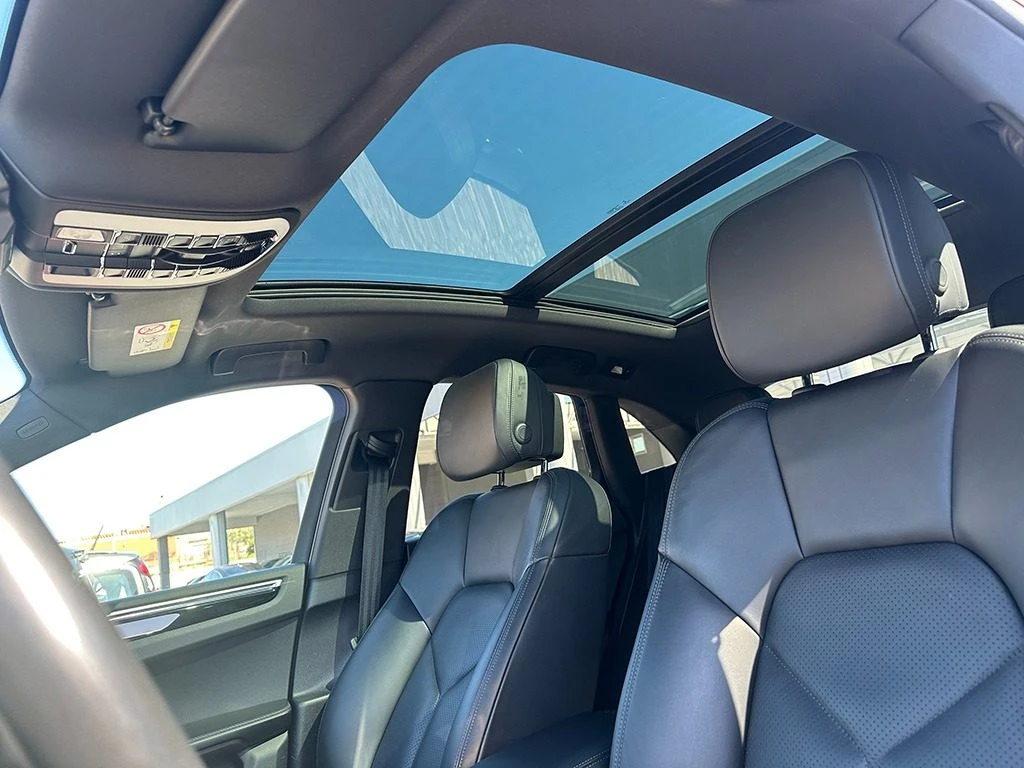 PORSCHE Macan 2.0 - 12