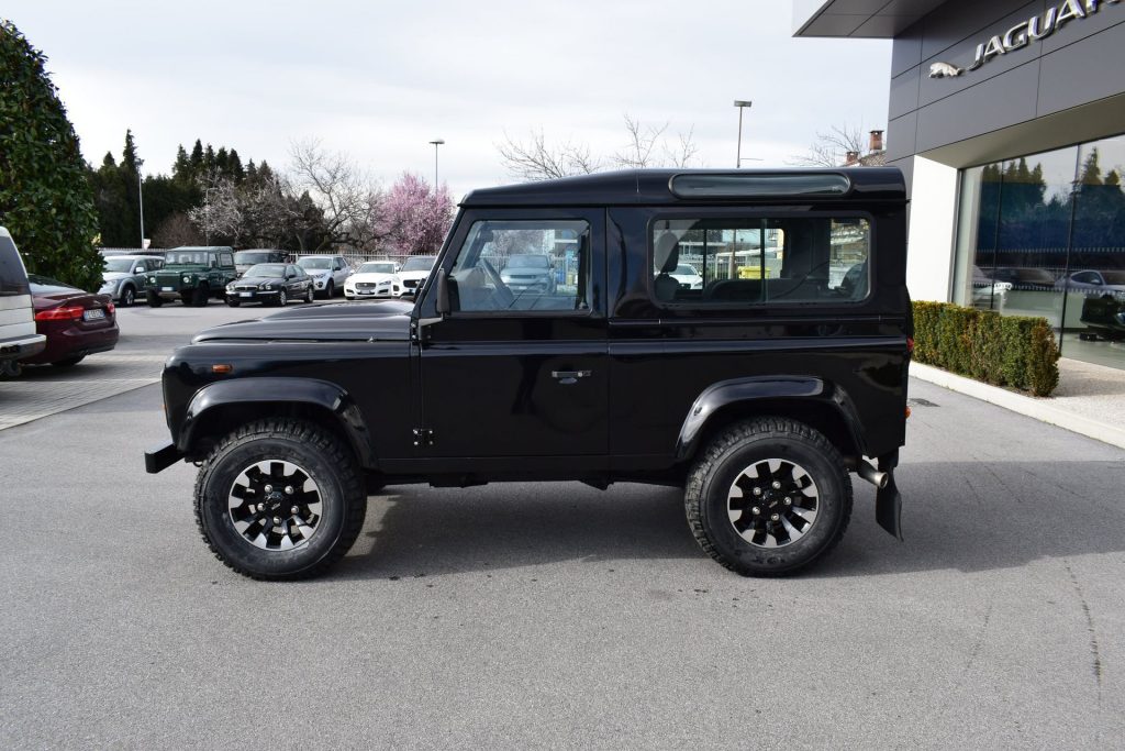 LAND ROVER Defender 90 2.2 TD4 - NETTO EXPORT- AUTOCARRO N1 - IVA ESPO - 4