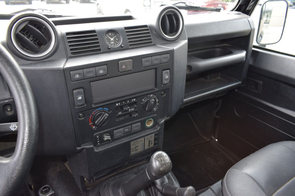 LAND ROVER Defender 90 2.2 TD4 - NETTO EXPORT- AUTOCARRO N1 - IVA ESPO - 18