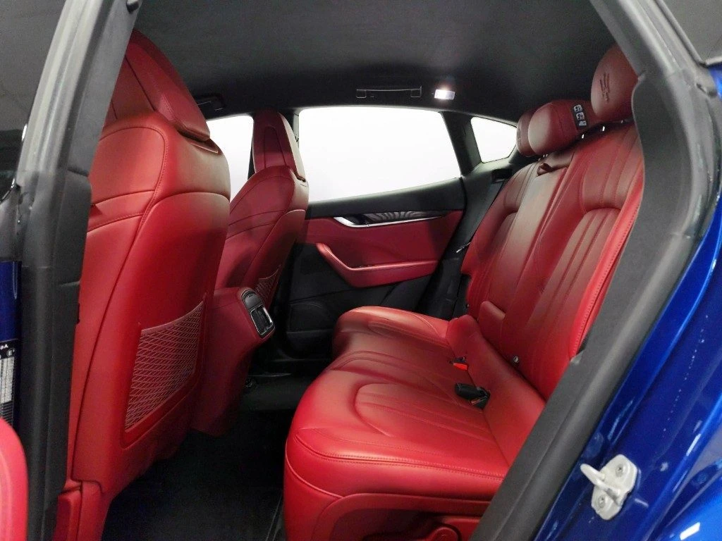 MASERATI Levante Diesel 3.0 V6 250cv - 12