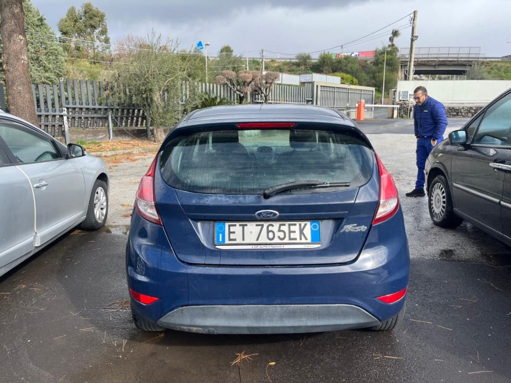 FORD Fiesta 1.5 TDCi 75CV 5 porte - 6