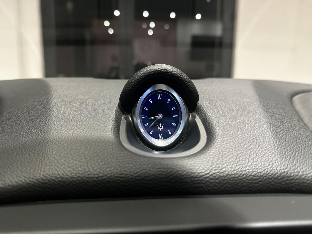 MASERATI Ghibli V6 Diesel 250cv GranSport (Tetto/APP/Navi/Led) - 29