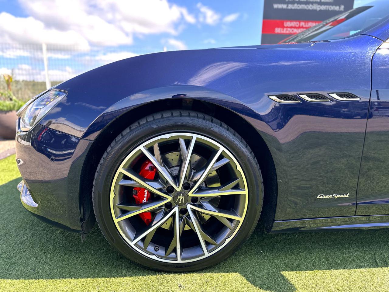 MASERATI Ghibli V6 Diesel 250cv GranSport (Tetto/APP/Navi/Led) - 20