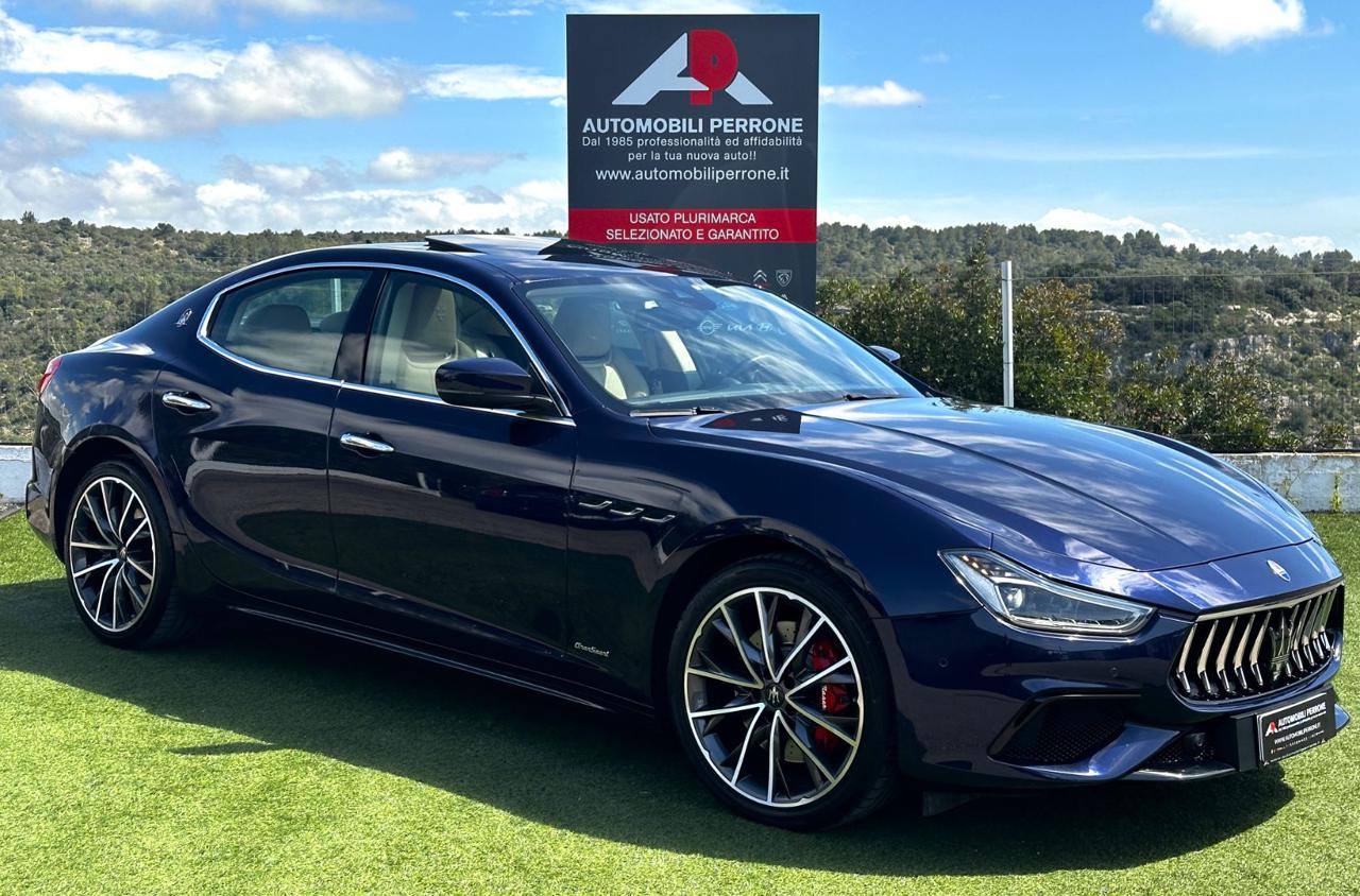 MASERATI Ghibli V6 Diesel 250cv GranSport (Tetto/APP/Navi/Led) - 3