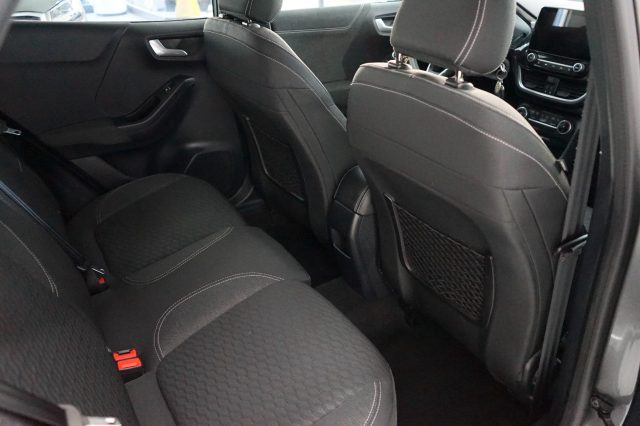 FORD Puma 39