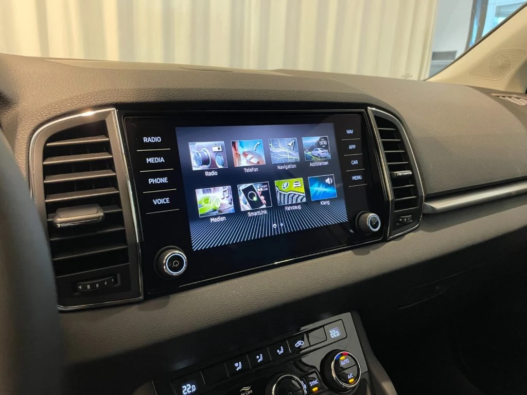 SKODA Karoq 2.0 TDI 4x4 DSG Ambition LED ACC Camera Navi - 14