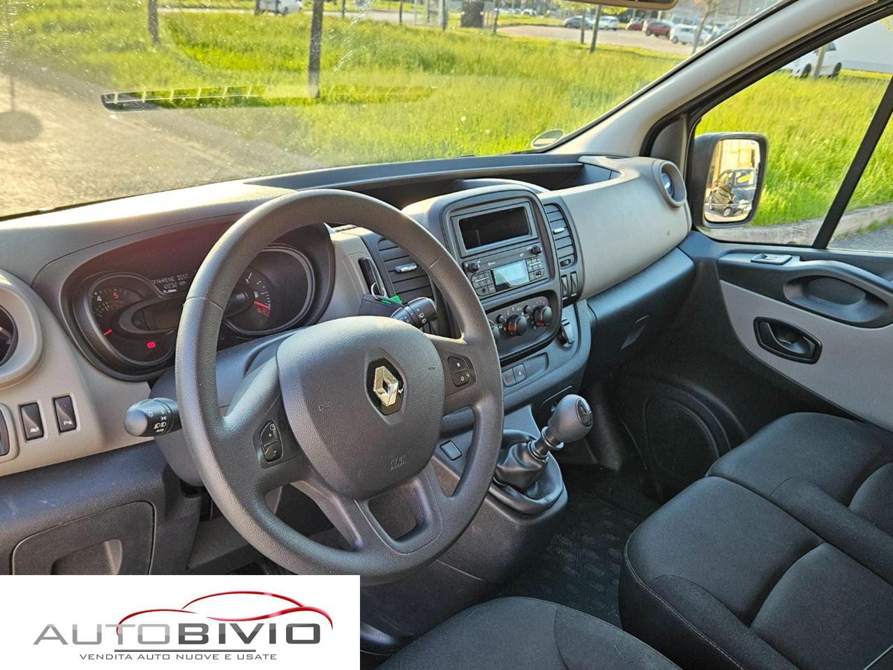 RENAULT Trafic T27 1.6 dCi 120CV S&S PL-TN Zen - 21