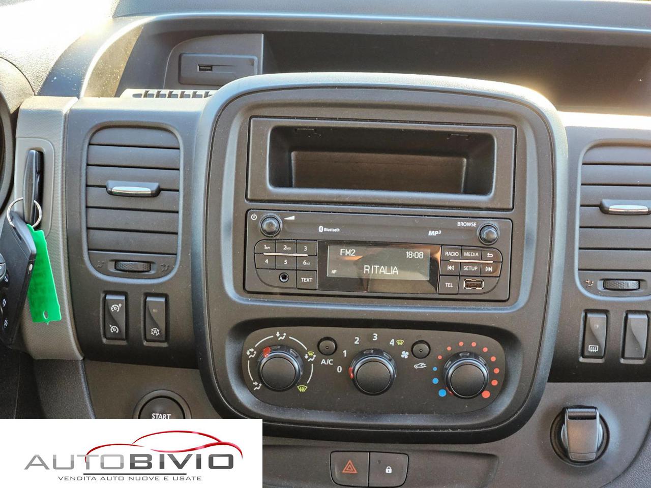 RENAULT Trafic T27 1.6 dCi 120CV S&S PL-TN Zen - 11