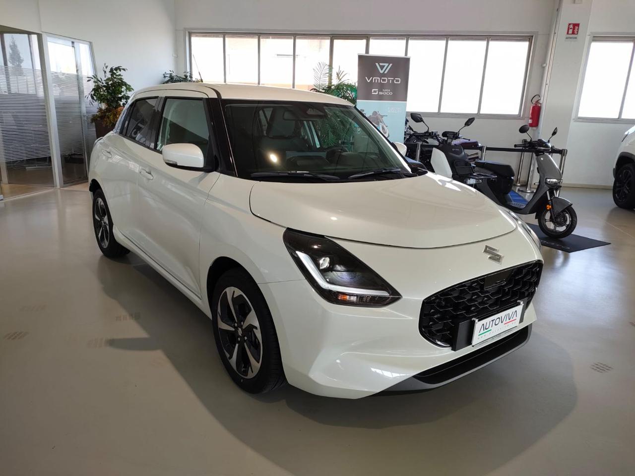 SUZUKI Swift 1.2 Hybrid CVT Top - 3