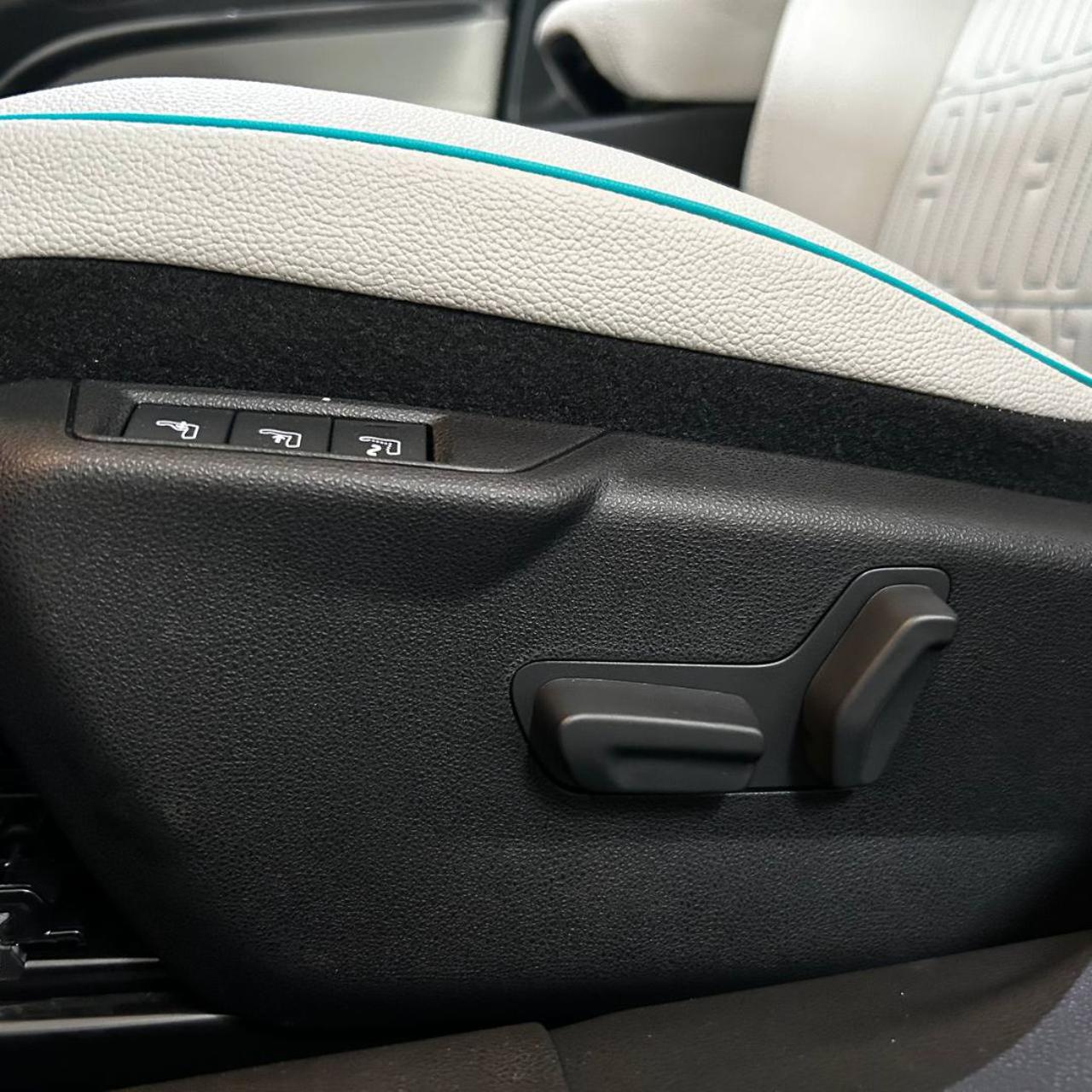 FIAT 600 Hybrid 145 CV DCT MHEV La Prima - 11