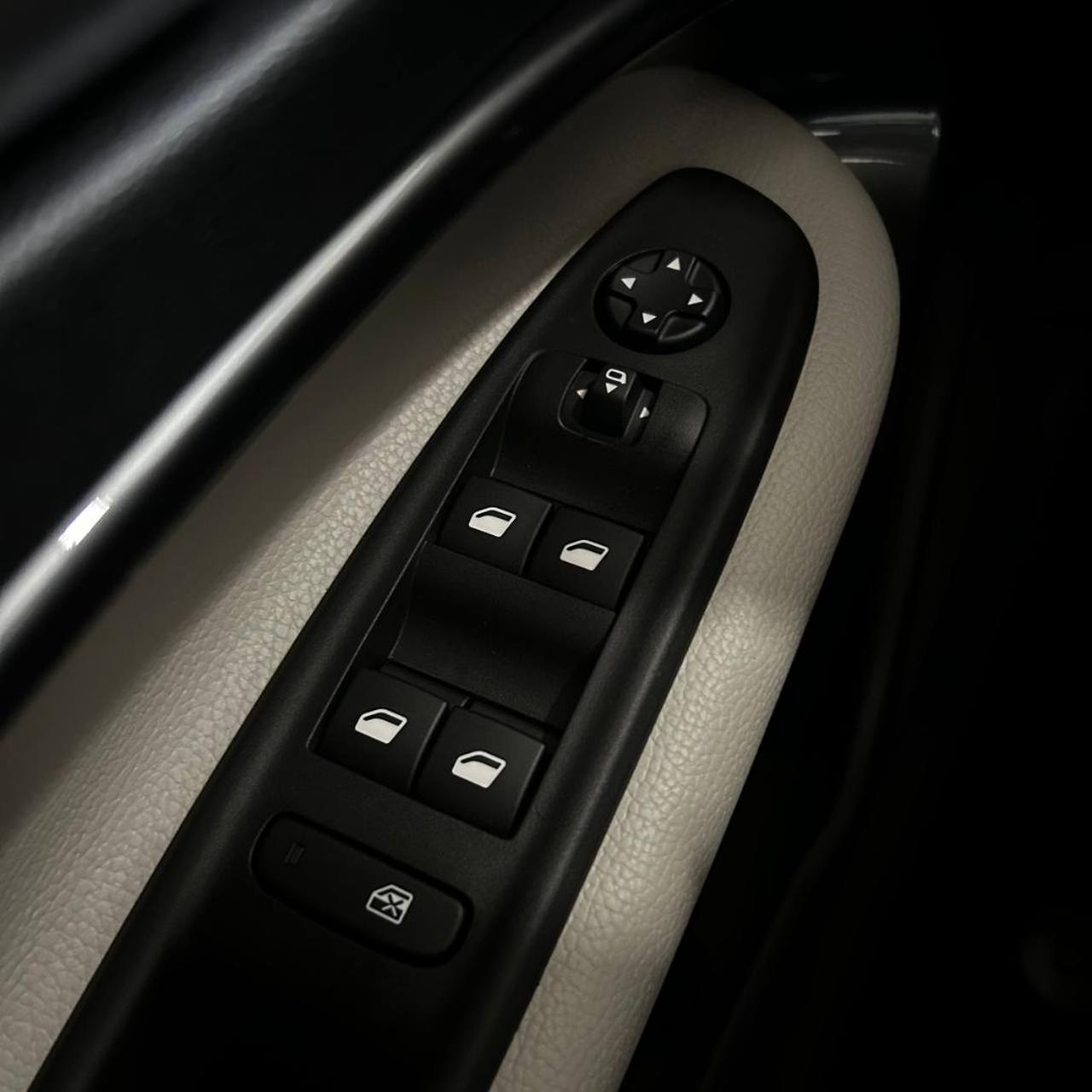 FIAT 600 Hybrid 145 CV DCT MHEV La Prima - 34