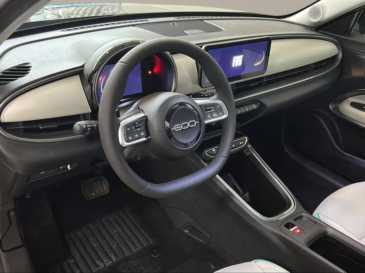 FIAT 600 Hybrid 145 CV DCT MHEV La Prima - 21