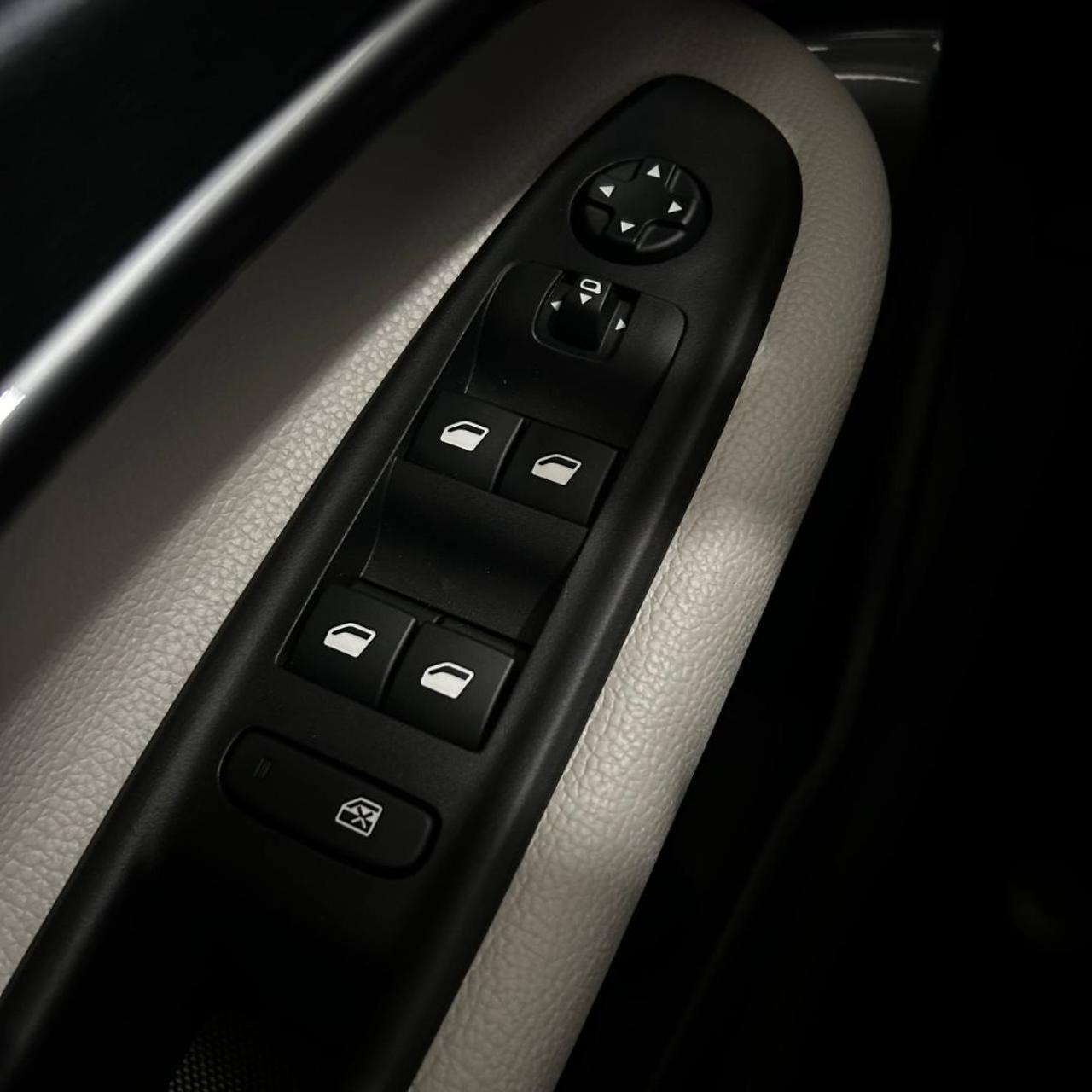 FIAT 600 Hybrid 145 CV DCT MHEV La Prima - 34