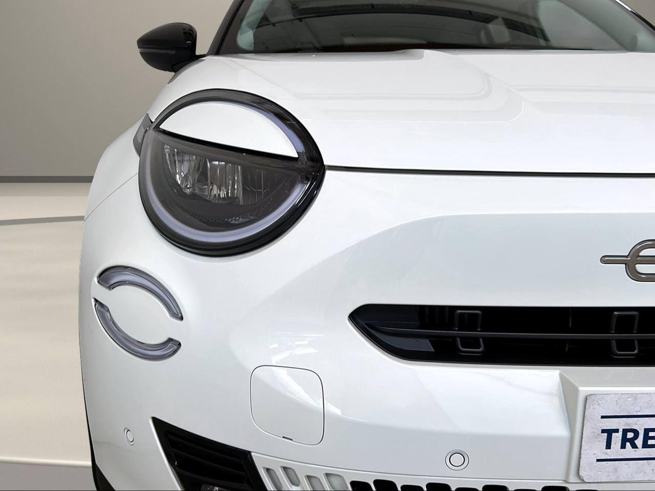 FIAT 600 Hybrid 145 CV DCT MHEV La Prima - 36