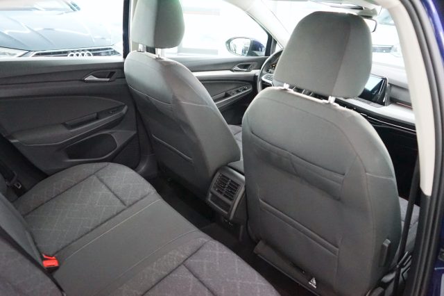 VOLKSWAGEN Golf 44
