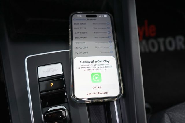 VOLKSWAGEN Golf 46