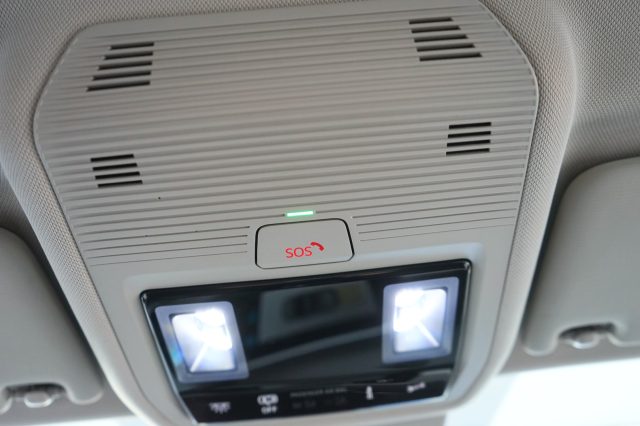 VOLKSWAGEN Golf 52