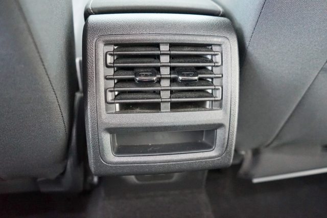 VOLKSWAGEN Golf 66