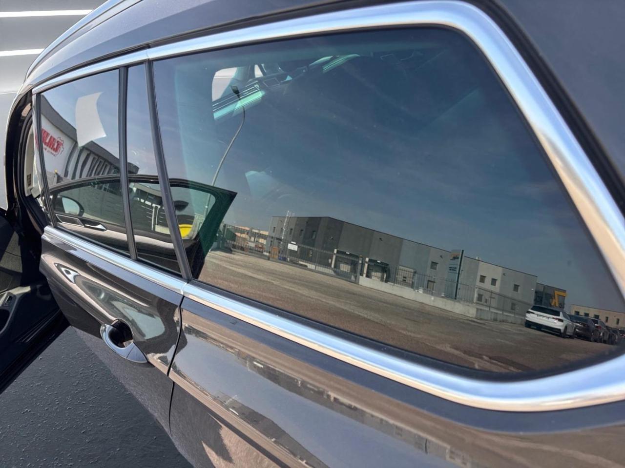 VOLKSWAGEN Passat Variant 2.0 TDI 4motion BlueMotion Technology - 9