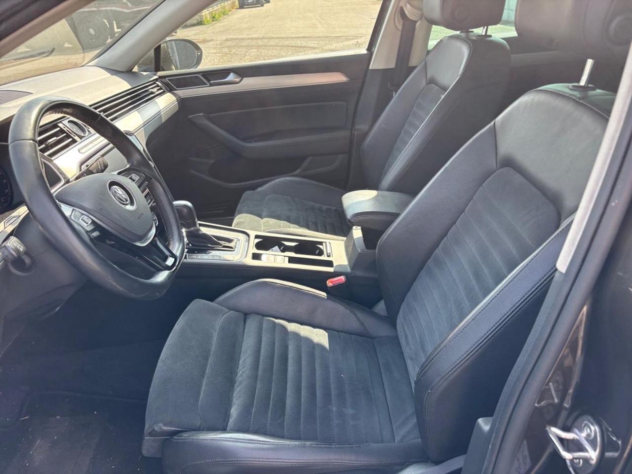 VOLKSWAGEN Passat Variant 2.0 TDI 4motion BlueMotion Technology - 11