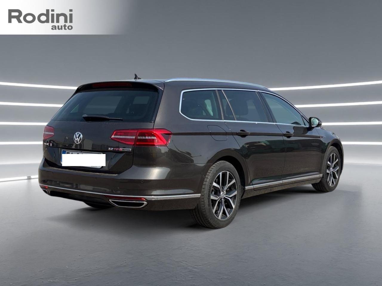 VOLKSWAGEN Passat Variant 2.0 TDI 4motion BlueMotion Technology - 4