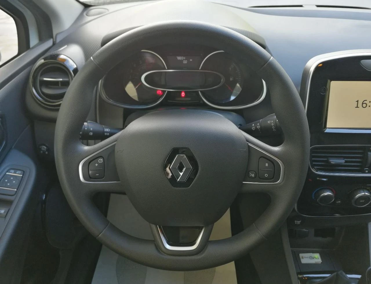RENAULT Clio TCe 12V 90 CV GPL 5 porte Life - 13