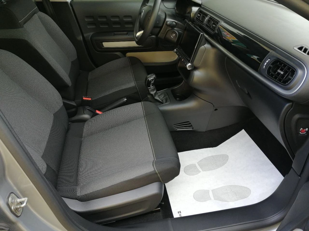 CITROEN C3 PureTech 82 CV S&S Feel - 11