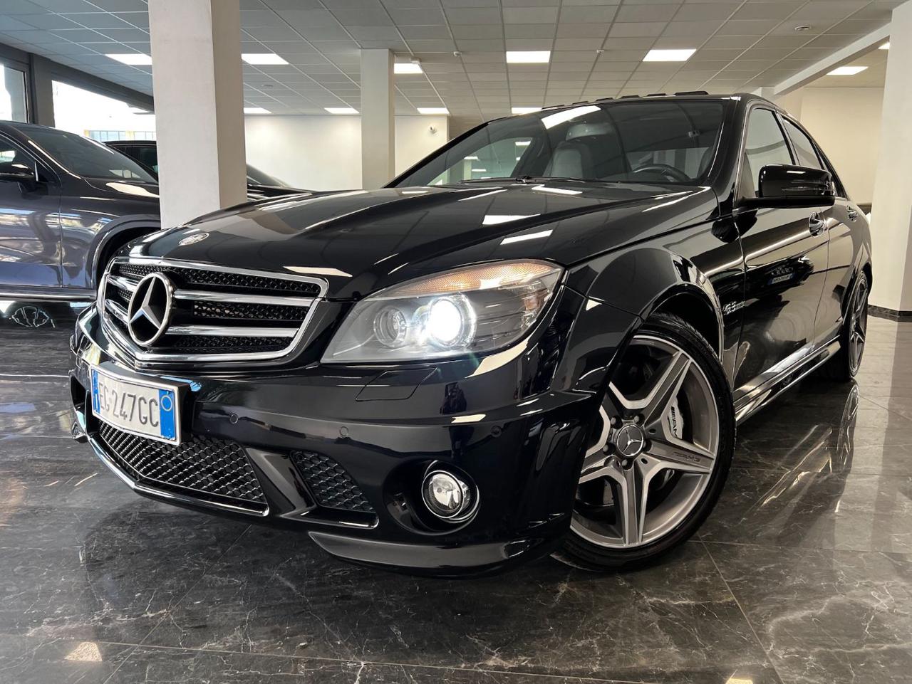 Mercedes-Benz C 63 AMG C 63 cat AMG UFFICIALE ITALIANA / TETTO 2010