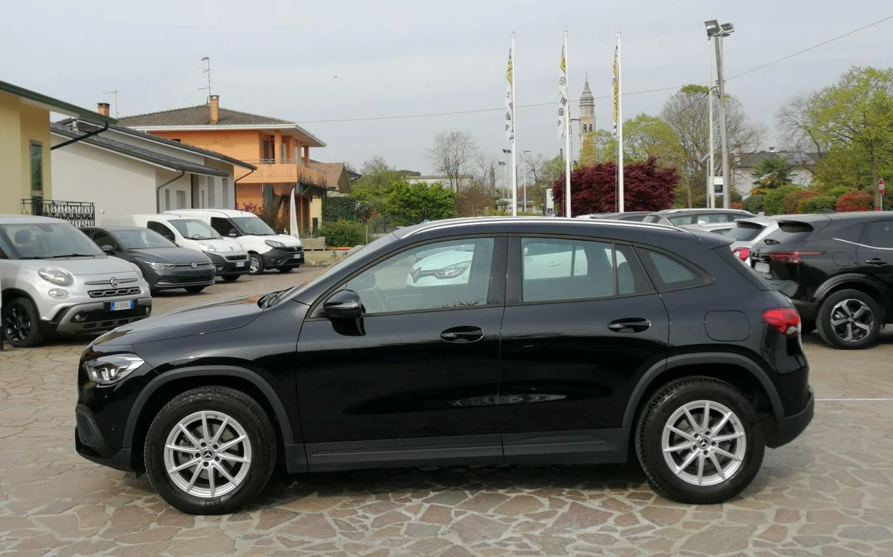 MERCEDES-BENZ GLA 180 Automatic Business Extra - 2