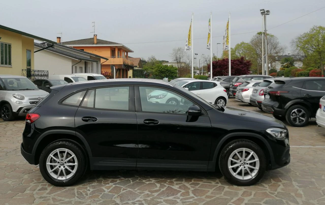MERCEDES-BENZ GLA 180 Automatic Business Extra - 5