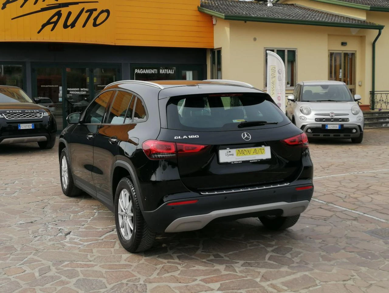MERCEDES-BENZ GLA 180 Automatic Business Extra - 3