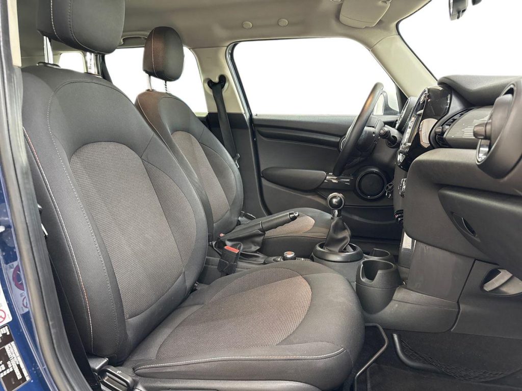 MINI One 1.5 One D Business XL 5 porte - 10