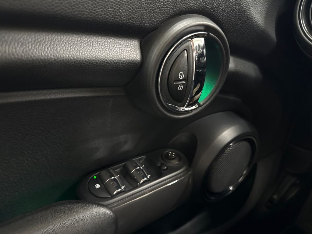 MINI One 1.5 One D Business XL 5 porte - 19