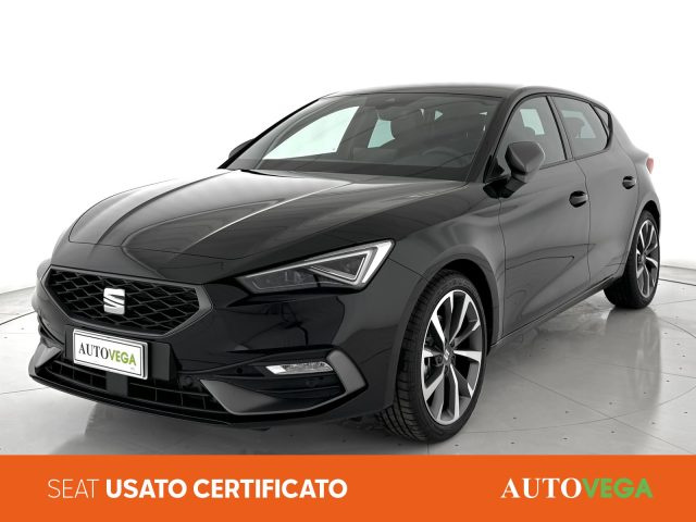 SEAT Leon Nero pastello