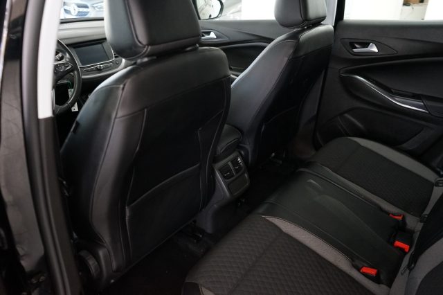 OPEL Grandland X 33