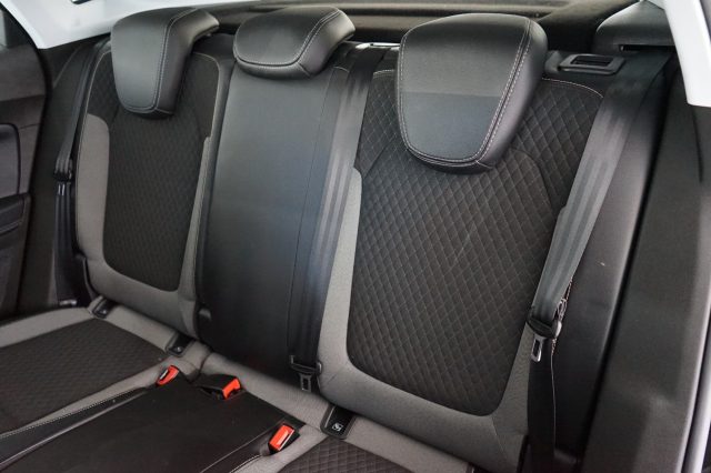 OPEL Grandland X 35