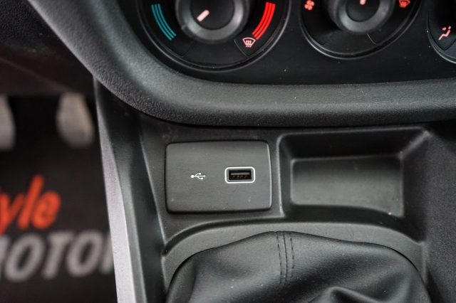 FIAT Doblo 38