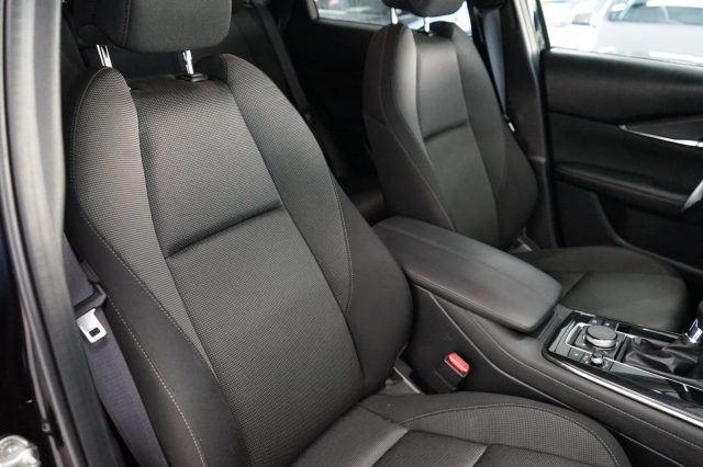 MAZDA CX-30 38