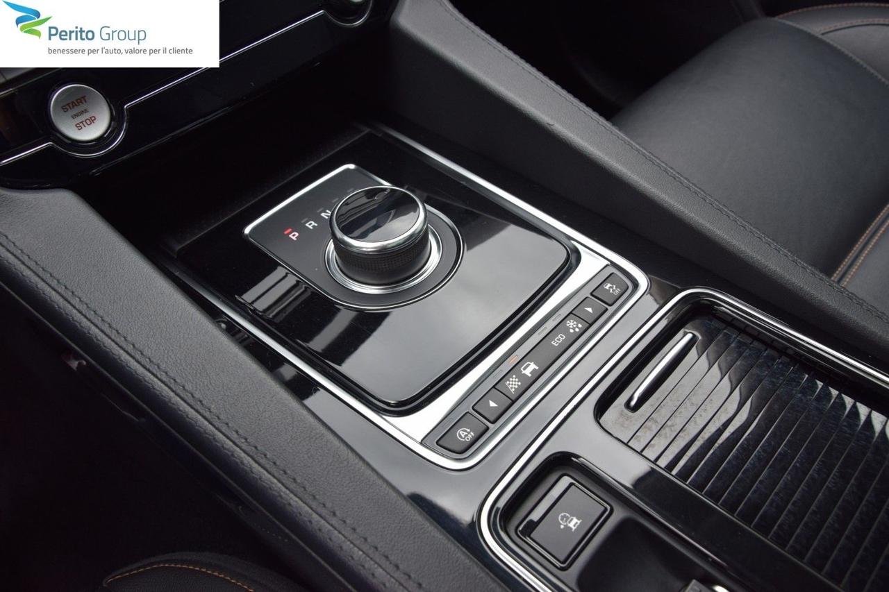 JAGUAR F-Pace 2.0 D 180 CV aut. Prestige - 15