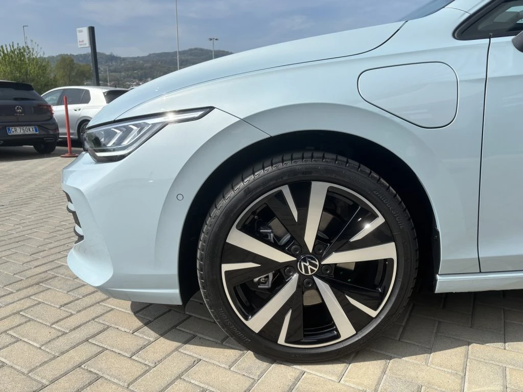 VOLKSWAGEN Golf Nuova Golf Edition Plus 1.5 TSI eHybrid 150 kW (20 - 7
