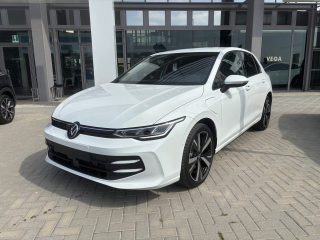 VOLKSWAGEN Golf Bianco pastello