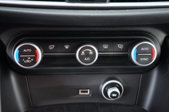 ALFA ROMEO Stelvio 10