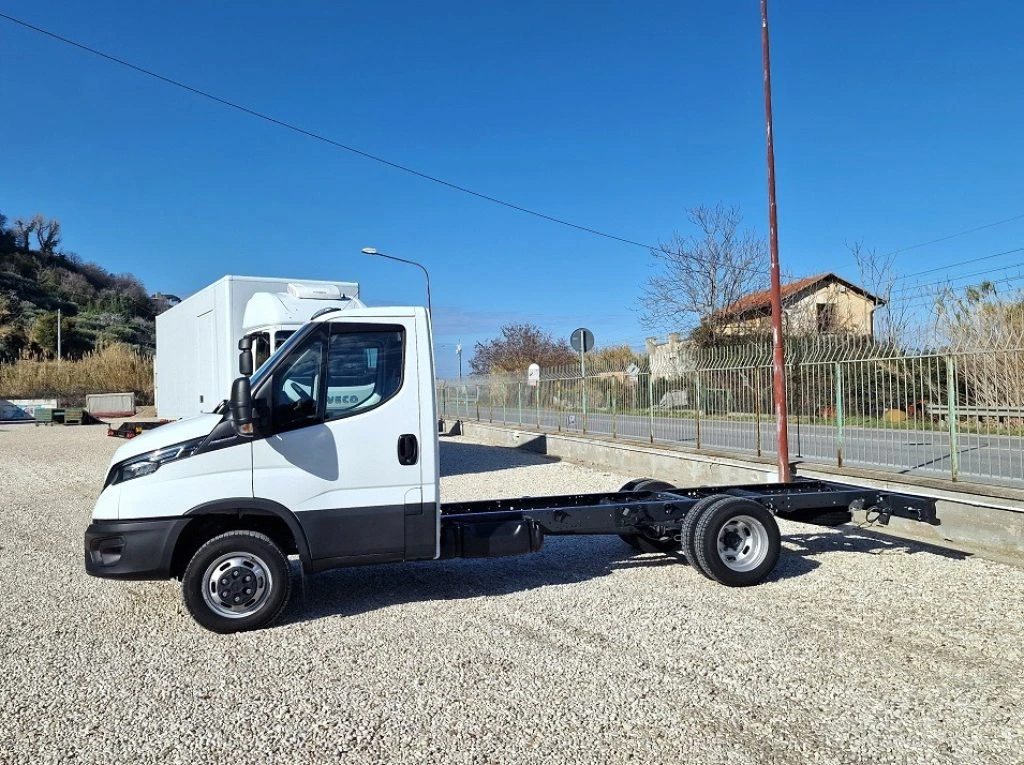 IVECO DAILY  35C18 A8 E6 NUOVO TELAIO PNEUMATICO - 17