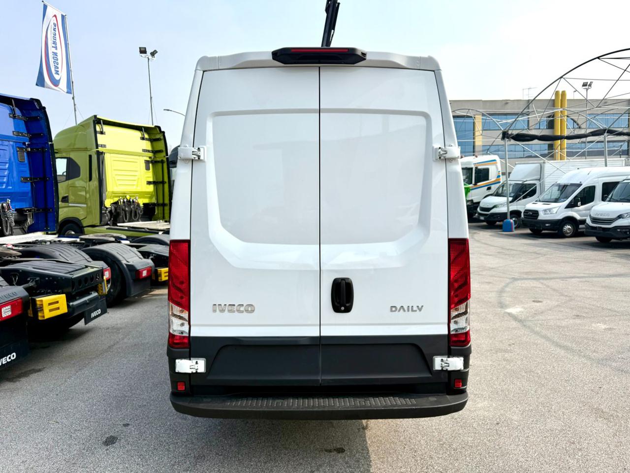 IVECO DAILY  35c160 HI-MATIC - 6