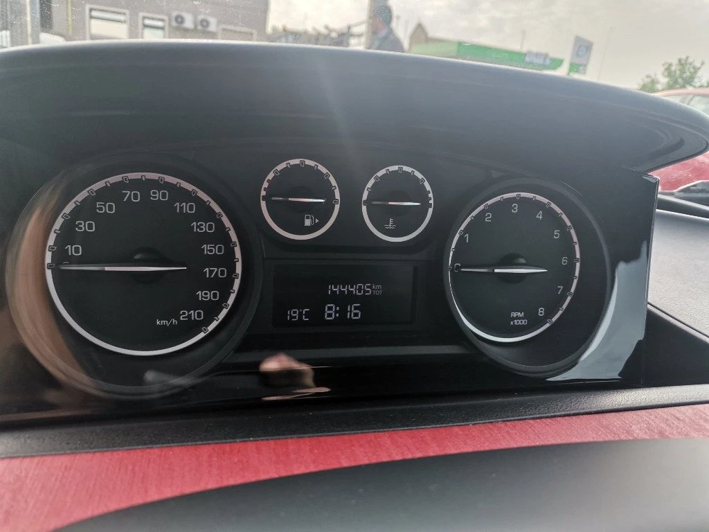 LANCIA Ypsilon 1.2 69 CV 5 porte S&S Black&Red - 10