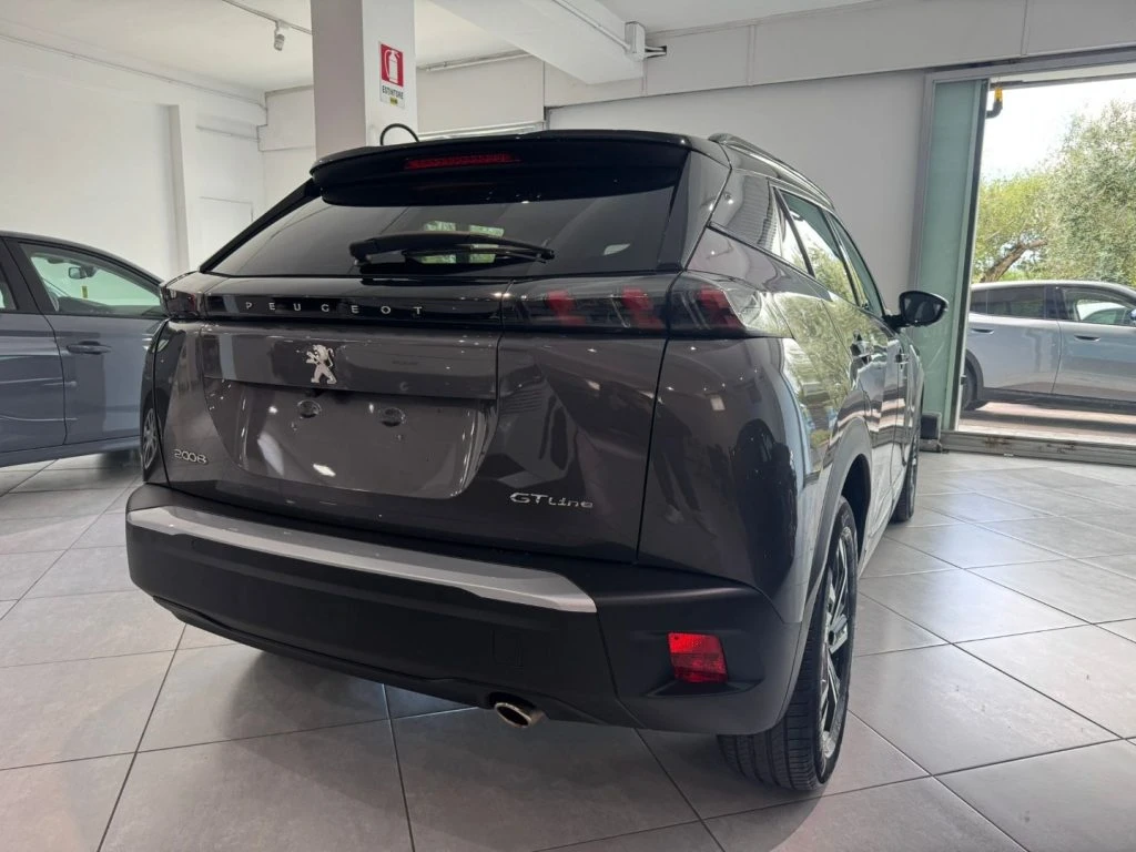 PEUGEOT 2008 BlueHDi 130 S&S EAT8 GT Pack - 3