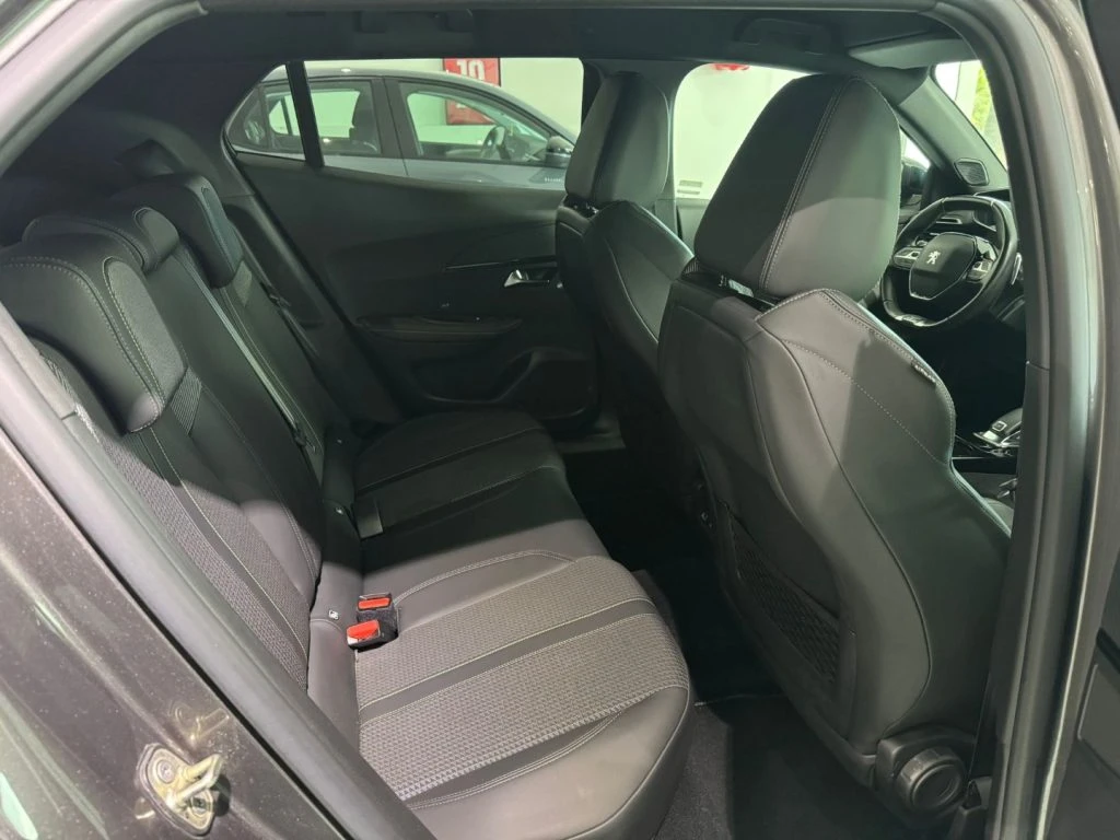 PEUGEOT 2008 BlueHDi 130 S&S EAT8 GT Pack - 7