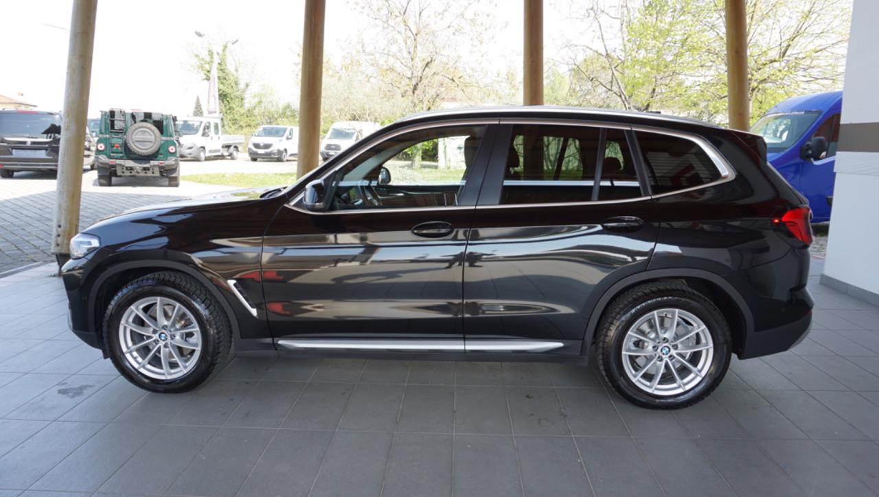 BMW X3 xDrive20d 48V Business Advantage - 2