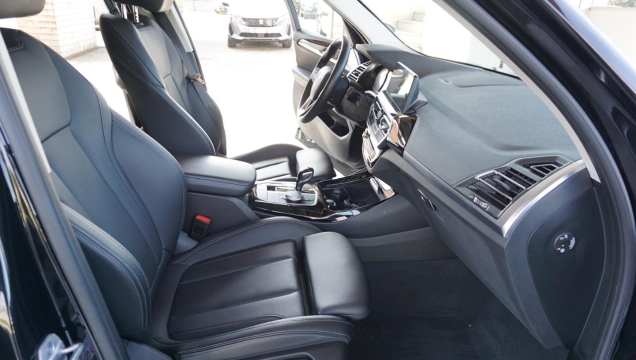 BMW X3 xDrive20d 48V Business Advantage - 38